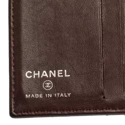 Pre Owned Chanel Black Quilted Leather Bifold Card Holder