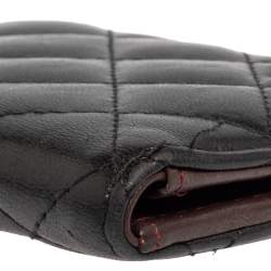 Pre Owned Chanel Black Quilted Leather Bifold Card Holder