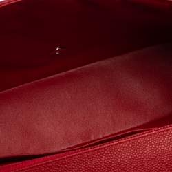 مملوكة مسبقًا Chanel Red Quilted Caviar Leather Maxi Classic Single Flap Bag
