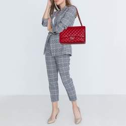 مملوكة مسبقًا Chanel Red Quilted Caviar Leather Maxi Classic Single Flap Bag