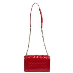 Pre Owned Chanel Red Quilted Patent Leather Medium Boy Flap Bag