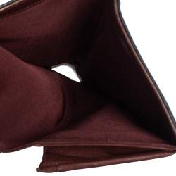 مملوكة مسبقًا Chanel Black Quilted Leather L Yen Continental Wallet