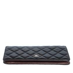 مملوكة مسبقًا Chanel Black Quilted Leather L Yen Continental Wallet