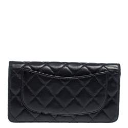 مملوكة مسبقًا Chanel Black Quilted Leather L Yen Continental Wallet