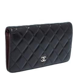 مملوكة مسبقًا Chanel Black Quilted Leather L Yen Continental Wallet