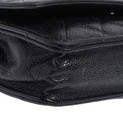 مملوكة مسبقًا محفظة بسلسلة شانيل كلاسيك جلد كافيار مبطن أحمر