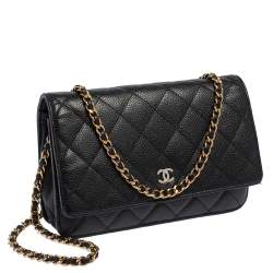 مملوكة مسبقًا محفظة بسلسلة شانيل كلاسيك جلد كافيار مبطن أحمر