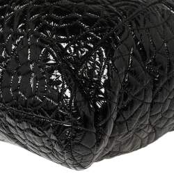 Pre Owned Chanel Black Camellia Quilted Vinyl Rock In Moscow Hobo