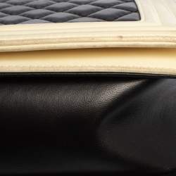 مملوكة مسبقًا Chanel Beige/Black Quilted Leather Large Boy Flap Bag