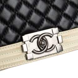 مملوكة مسبقًا Chanel Beige/Black Quilted Leather Large Boy Flap Bag