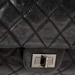 Pre Owned Chanel Metallic Black Quilted Leather Reissue 2.55 Classic 227 Classic Flap Bag