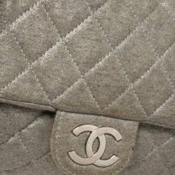 مملوكة مسبقًا Chanel Grey Quilted Jersey Jumbo Classic Single Flap Bag