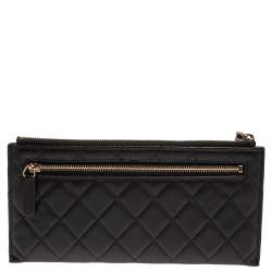 Pre Owned Chanel Black Quilted Leather Flat  Zip Wallet 