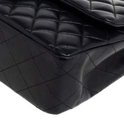 مملوكة مسبقًا حقيبة شانيل فينتدج دوبل كلاسيك جلد أسود مبطن متوسطة بقلاب