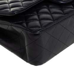 مملوكة مسبقًا حقيبة شانيل فينتدج دوبل كلاسيك جلد أسود مبطن متوسطة بقلاب