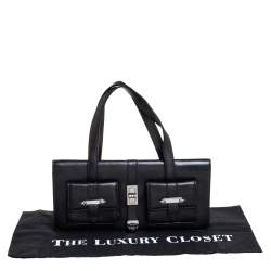 Pre Owned حقيبة ساتشل شانيل جلد أسود بجيبين