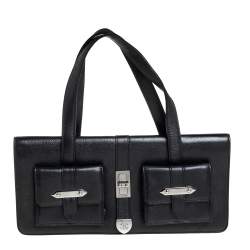 Pre Owned حقيبة ساتشل شانيل جلد أسود بجيبين