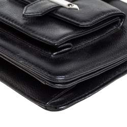 Pre Owned حقيبة ساتشل شانيل جلد أسود بجيبين