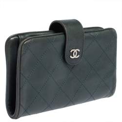 Pre Owned Chanel Teal Green Quilted Lambskin Leather CC French Wallet