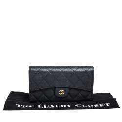 Pre Owned Chanel Black Quilted Caviar Leather Classic Flap Wallet