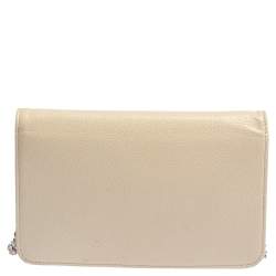 مملوكة مسبقًا Chanel Beige Caviar Leather CC Timeless Wallet On Chain