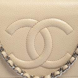 مملوكة مسبقًا Chanel Beige Caviar Leather CC Timeless Wallet On Chain