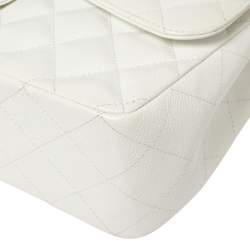 مملوكة مسبقًا Chanel White Quilted Caviar Leather Jumbo Classic Double Flap Bag