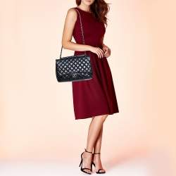 مملوكة مسبقًا Chanel Black Quilted Caviar Leather Maxi Classic Double Flap Bag
