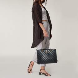 مملوكة مسبقًا Chanel Black Caviar Leather Timeless Classic Shopper Tote