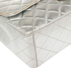 مملوكة مسبقًا Chanel Metallic Silver Quilted Leather Maxi Classic Single Flap Bag