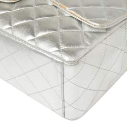 مملوكة مسبقًا Chanel Metallic Silver Quilted Leather Maxi Classic Single Flap Bag