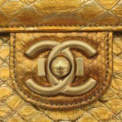 مملوكة مسبقًا Chanel Gold Exotic Leather Timeless Shoulder Bag 
