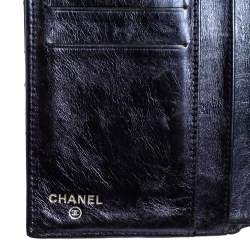 Pre Owned Chanel Metallic Blue Quilted Leather Reissue Trifold Wallet