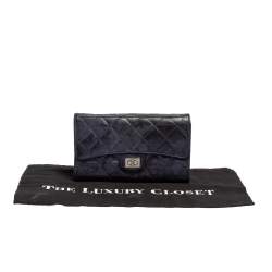 Pre Owned Chanel Metallic Blue Quilted Leather Reissue Trifold Wallet