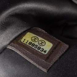 مملوكة مسبقًا حقيبة شانيل ايس كيوب إصدار محدود جلد وفينيل فضي ذات قلاب 