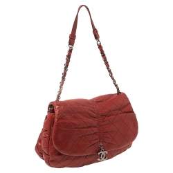 Pre Owned  حقيبة كتف شانيل بقلاب سي سي جلد مبطن أحمر
