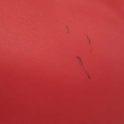 مملوكة مسبقًا حقيبة شانيل نيو ريفرسو بوي جلد وجلد تمساح أحمر ذات قلاب متوسطة 