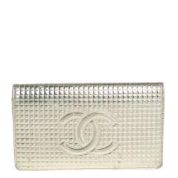 chanel wallet blue new