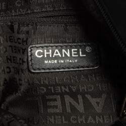 Pre Owned Chanel Black Quilted Lambskin Leather Large Ultimate Soft Bag