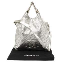 Pre Owned Chanel Silver Perforated Leather Large Rodeo Drive Hobo