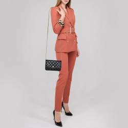 مملوكة مسبقًا Chanel Black Quilted Caviar Leather Classic Wallet on Chain