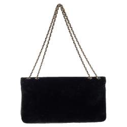 Pre Owned حقيبة كتف شانيل قلاب ريإيشو غاينت قطيفة سوداء