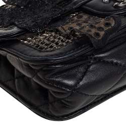 مملوكة مسبقًا حقيبة كروس شانيل ميني باترفلاي جلد أسود مبطن