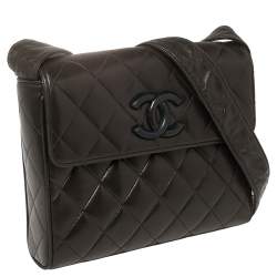 Pre Owned Chanel Brown Quilted Leather Messenger Bag
