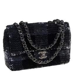 Pre Owned Chanel Black/Navy Blue Sequins Flap Bag