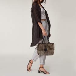 Pre Owned حقيبة يد توتس شانيل فينتدج سويدي وفرو أرنب أسود/ بني