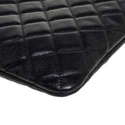 Pre Owned Chanel Black Quilted Caviar Leather Medium O Case Clutch