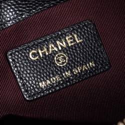 Pre Owned Chanel Black Quilted Caviar Leather Medium O Case Clutch