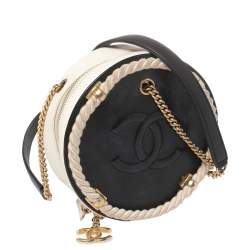 Pre Owned حقيبة شانيل اون فوغو جلد مبطن أبيض/أزرق كحلي مستديرة صغيرة