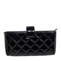 Pre Owned Chanel Black Quilted Patent Leather CC Phone Pouch